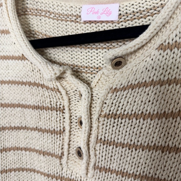 Pink Lily Cream and Tan Knit Sweater - Picture 2 of 4